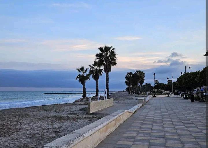 شقة Habitacion En Piso Compartido Cerca De Playa تشايلتشيس المظهر الخارجي الصورة